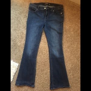 EUC Express slightly flared jeans - very soft!